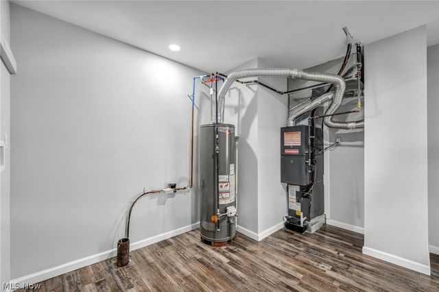 23928 Knickerbocker Road, Bay Village, OH 44140