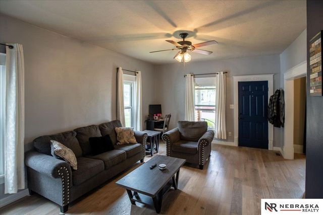 4934 Knox Street, Lincoln, NE 68504