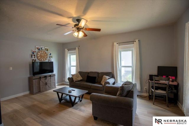 4934 Knox Street, Lincoln, NE 68504