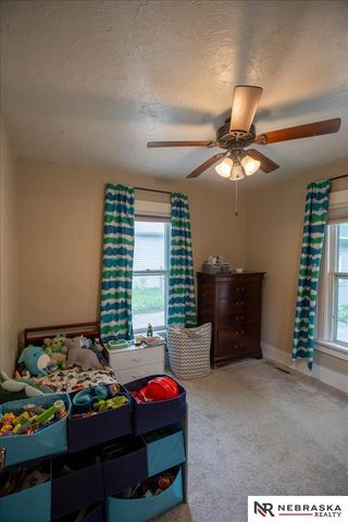 4934 Knox Street, Lincoln, NE 68504