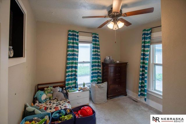 4934 Knox Street, Lincoln, NE 68504