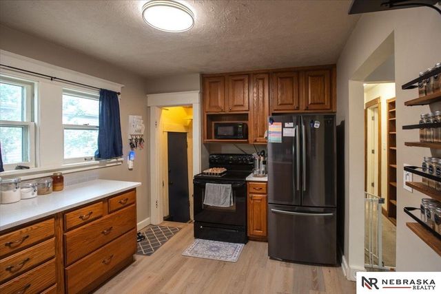 4934 Knox Street, Lincoln, NE 68504