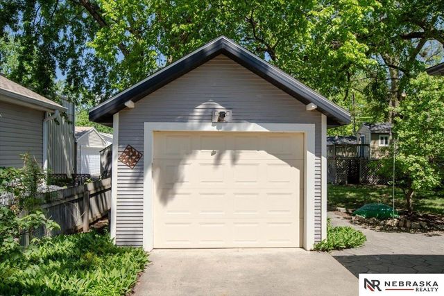 4934 Knox Street, Lincoln, NE 68504
