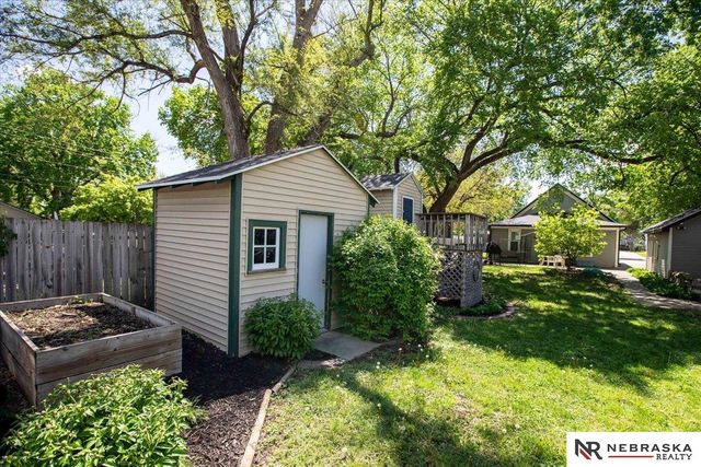 4934 Knox Street, Lincoln, NE 68504