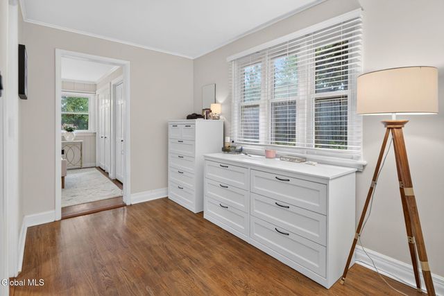 1934 Clifton Park Road, Niskayuna, NY 12309