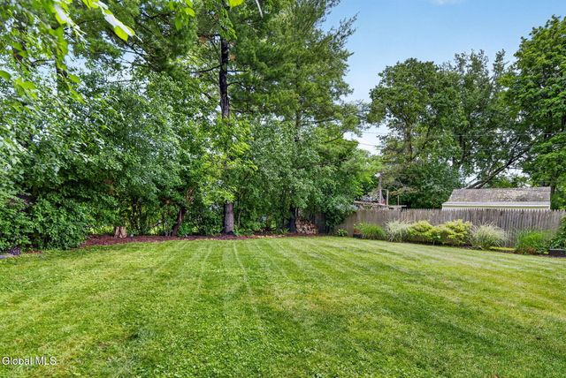 1934 Clifton Park Road, Niskayuna, NY 12309