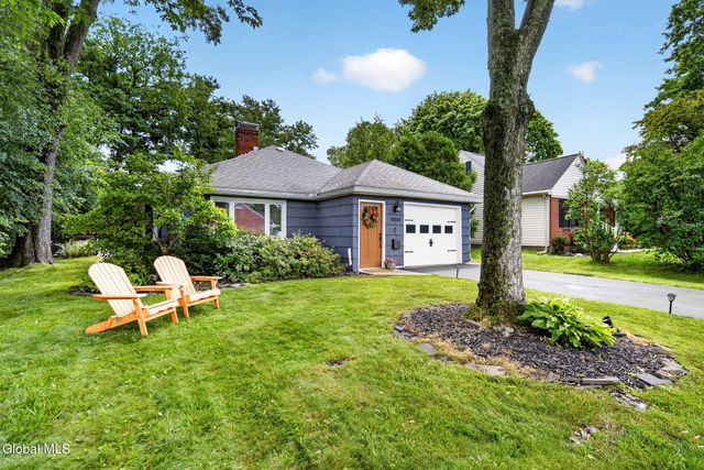 1934 Clifton Park Road, Niskayuna, NY 12309
