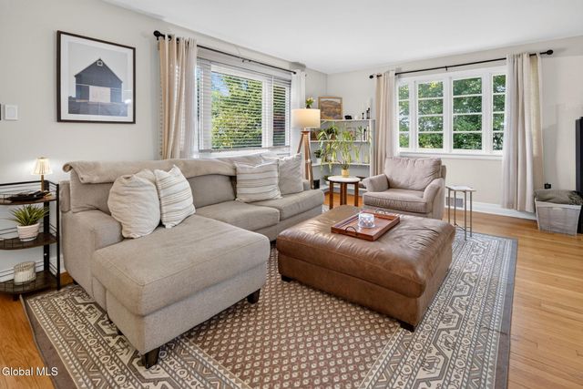 1934 Clifton Park Road, Niskayuna, NY 12309