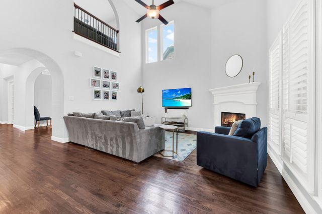 2248 Hidalgo Drive, Carrollton, TX 75010