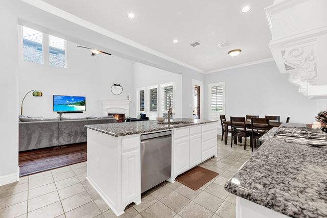 2248 Hidalgo Drive, Carrollton, TX 75010