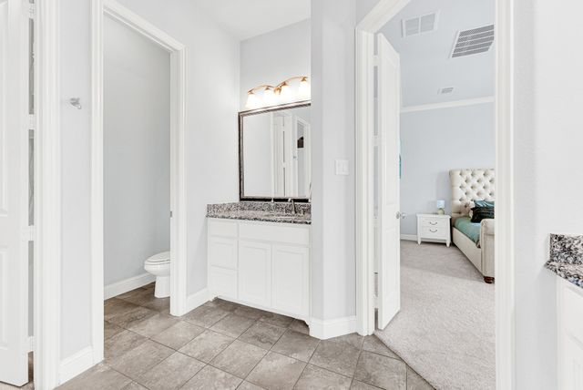 2248 Hidalgo Drive, Carrollton, TX 75010