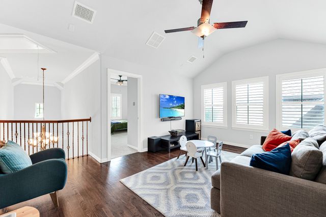 2248 Hidalgo Drive, Carrollton, TX 75010
