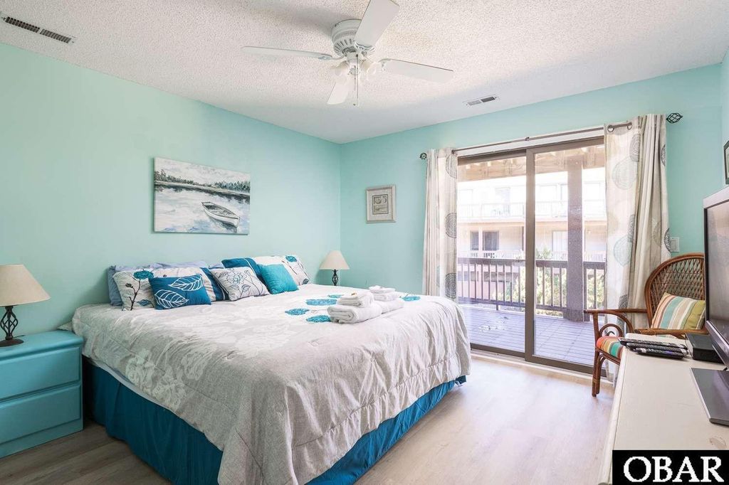 Image 16 of property listing at 3836 N Virginia Dare Trail Unit F2, Kitty Hawk, NC 27949
