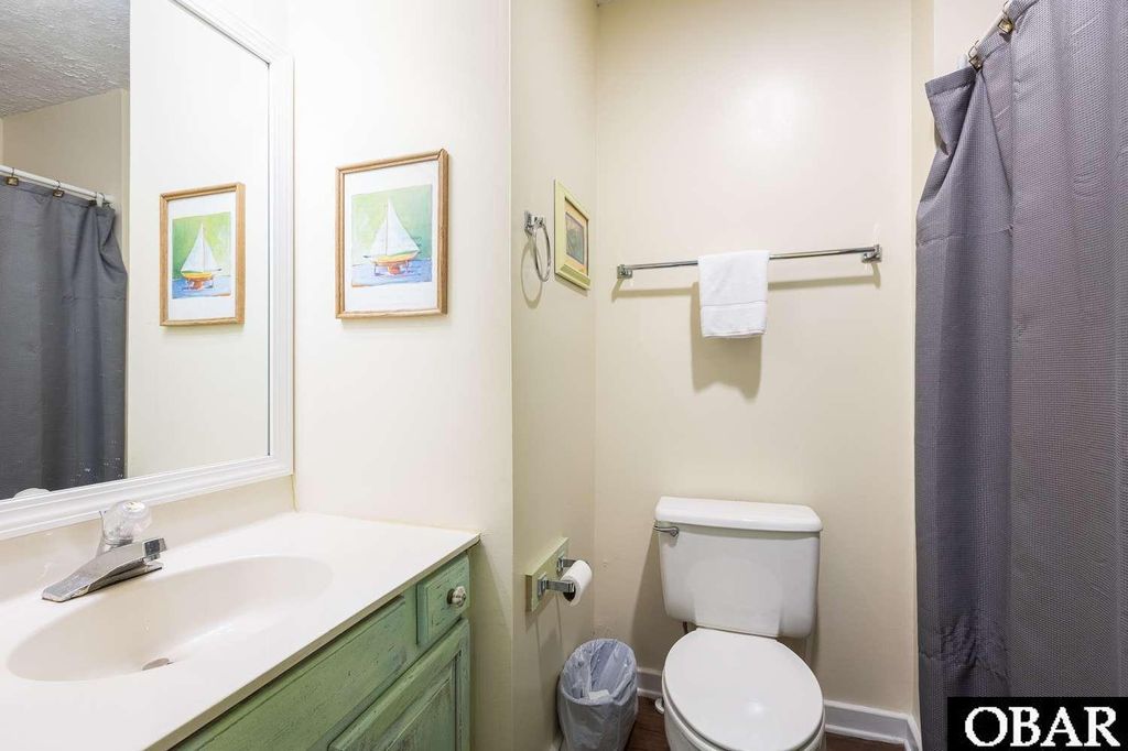 Image 17 of property listing at 3836 N Virginia Dare Trail Unit F2, Kitty Hawk, NC 27949