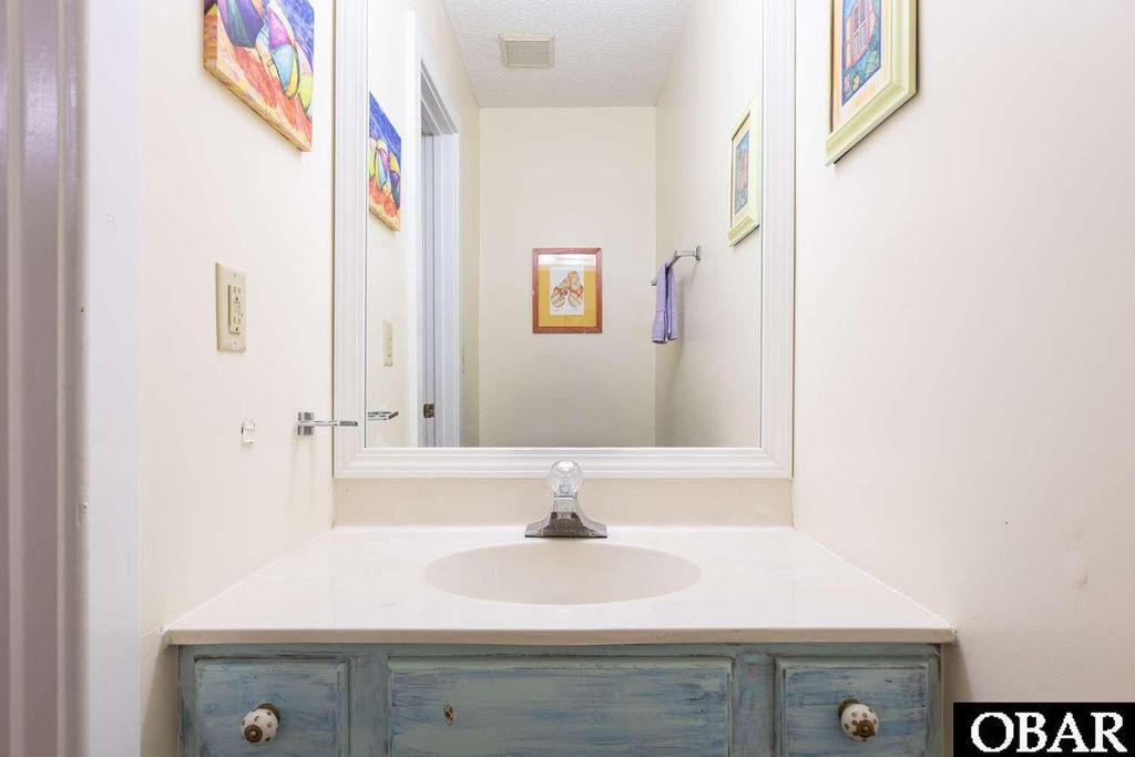 Image 18 of property listing at 3836 N Virginia Dare Trail Unit F2, Kitty Hawk, NC 27949