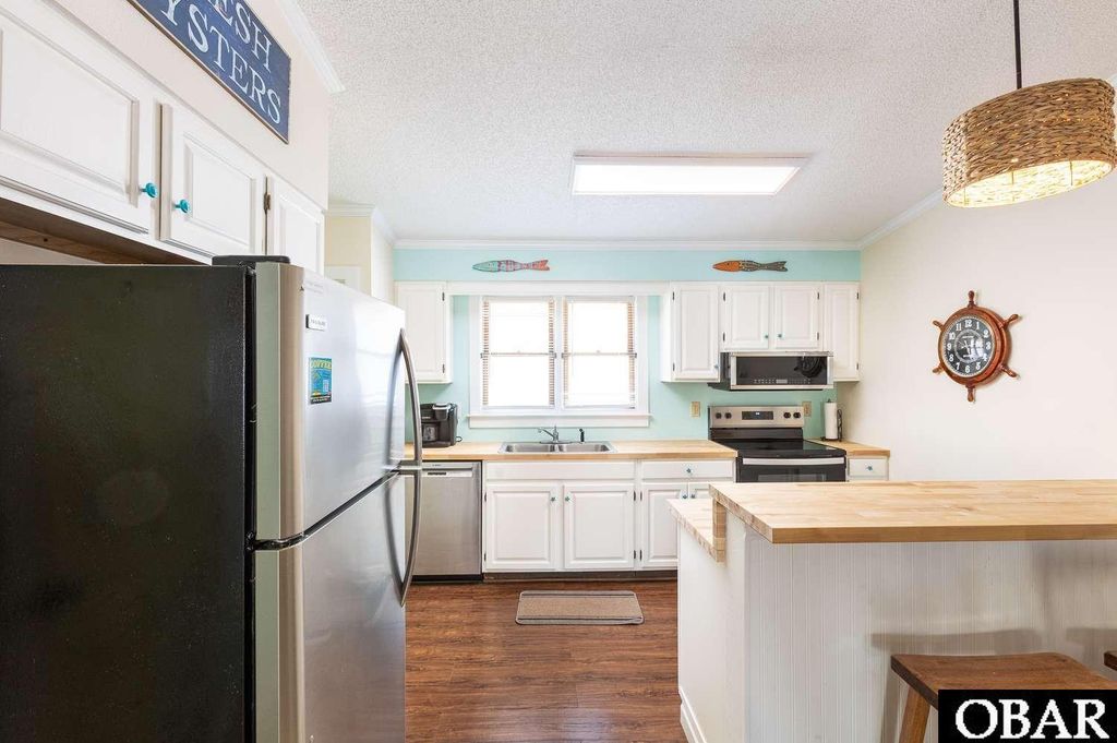 Image 6 of property listing at 3836 N Virginia Dare Trail Unit F2, Kitty Hawk, NC 27949