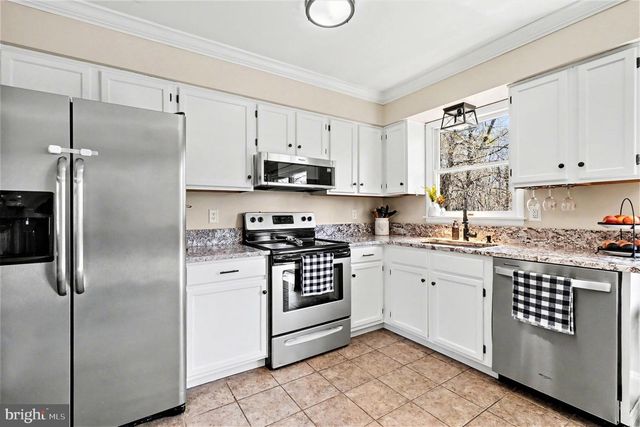 107 WHITE PINE CIR, Elkton, MD 21921