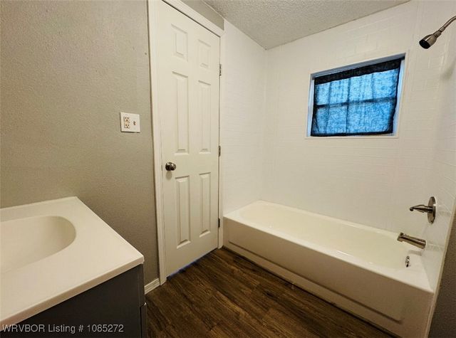 400 Peters Street, Poteau, OK 74953