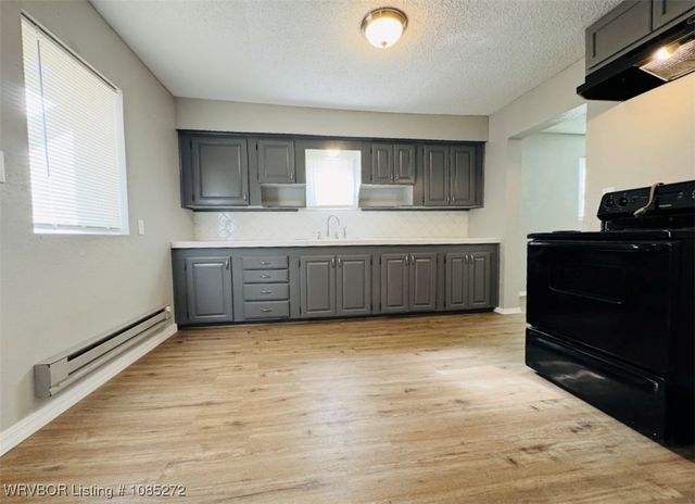 400 Peters Street, Poteau, OK 74953