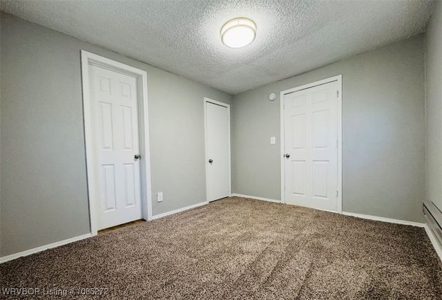 400 Peters Street, Poteau, OK 74953