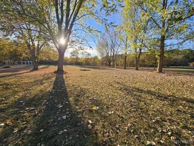 185 Center Street, Lockport City, NY 14094