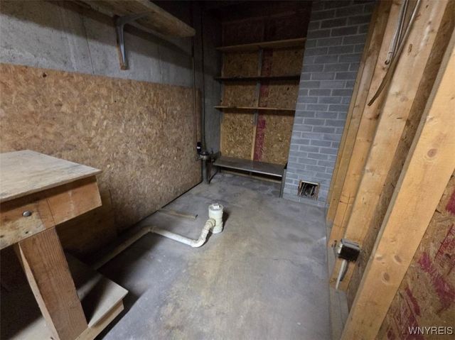 185 Center Street, Lockport City, NY 14094