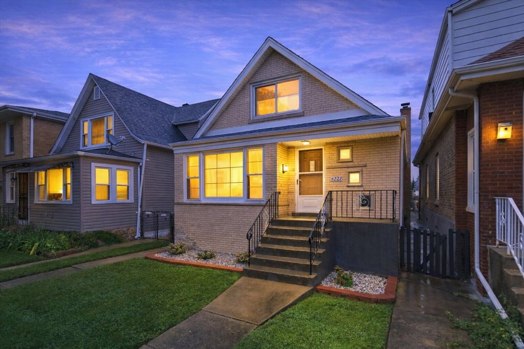 6221 S Tripp Avenue, Chicago, IL 60629 — exterior