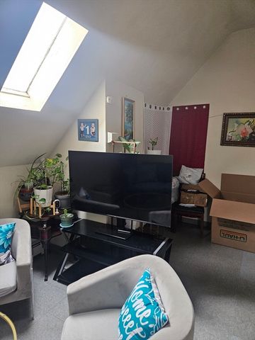 55 Bernard St 3, Boston, MA 02124