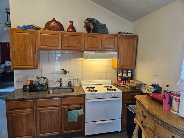 55 Bernard St 3, Boston, MA 02124