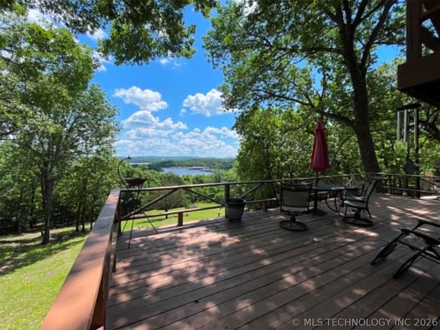 18243 W Running Springs Road, Park Hill, OK 74451