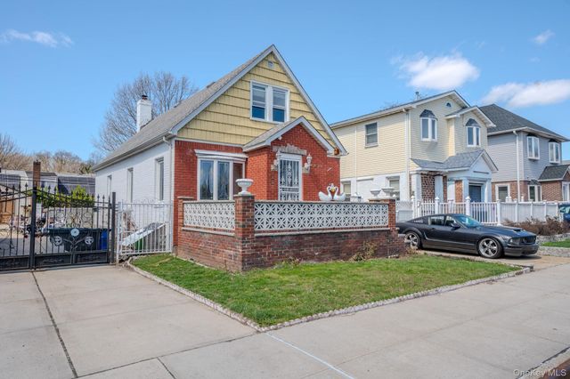 49-58 Utopia Parkway, Fresh Meadows, NY 11365