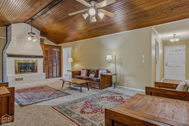 5617 Crowleys Ridge Road, Jonesboro, AR 72404