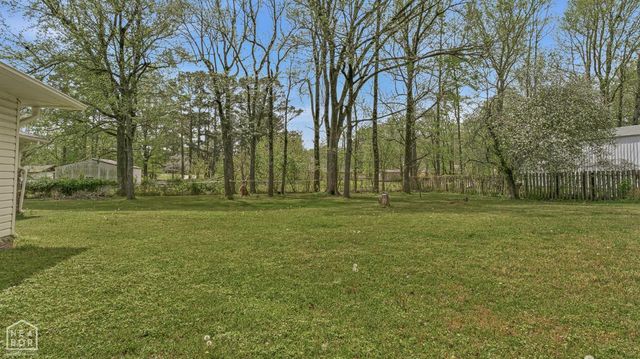 5617 Crowleys Ridge Road, Jonesboro, AR 72404