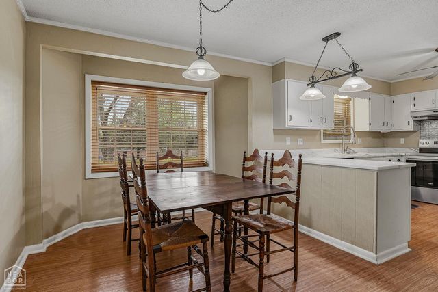 5617 Crowleys Ridge Road, Jonesboro, AR 72404