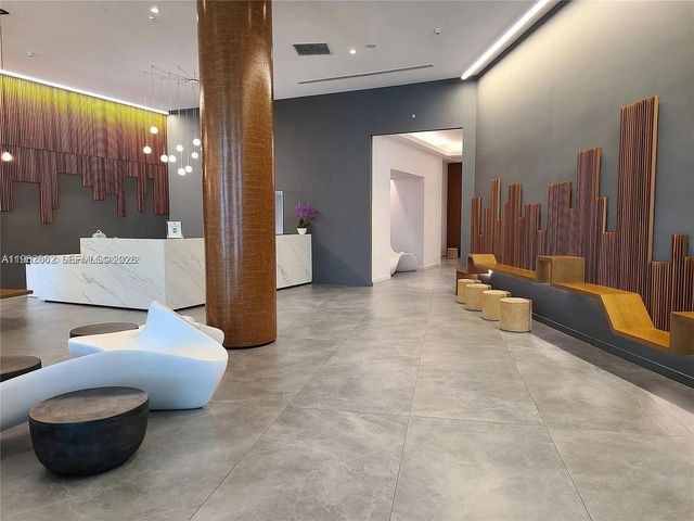 350 S Miami Ave 2109, Miami, FL 33130