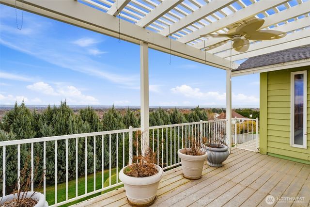 2623 S Kellog Street, Kennewick, WA 99338