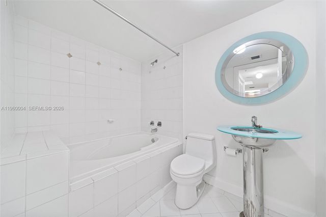 2951 S Bayshore Dr PH-3, Miami, FL 33133