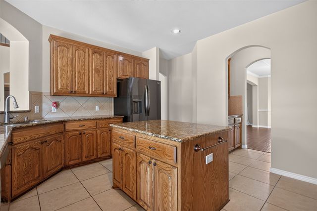 813 Wren Court, Forney, TX 75126