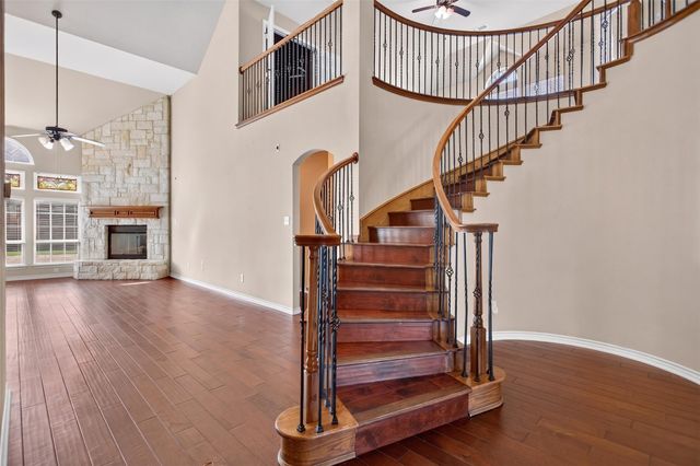 813 Wren Court, Forney, TX 75126