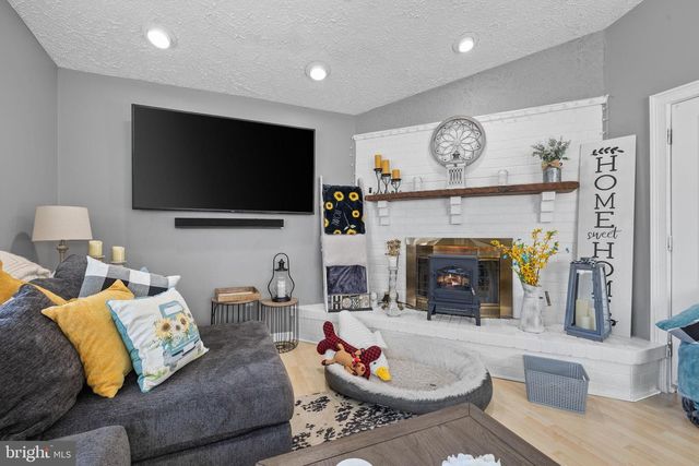 3716 TAVERN WAY, Triangle, VA 22172