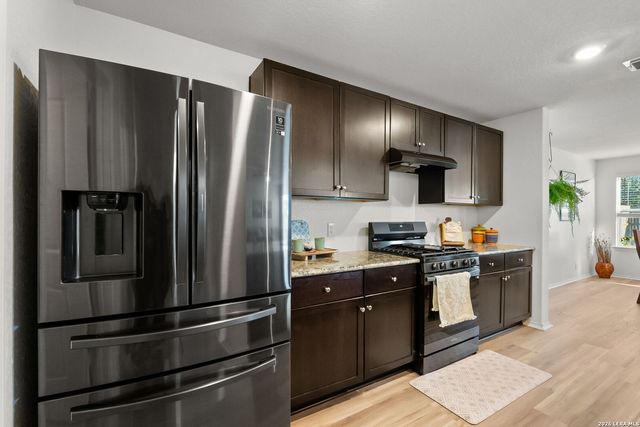 15555 Crimson Topaz, San Antonio, TX 78253