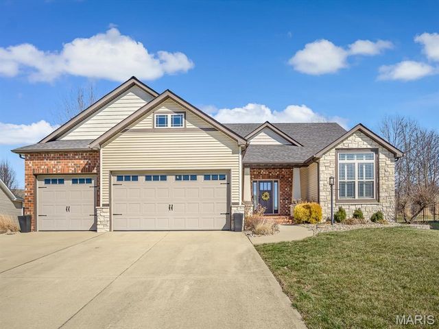 7353 Providence Drive, Edwardsville, IL 62025