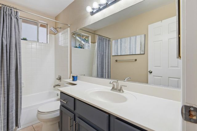 102 Henry Ct, Tracy, CA 95376