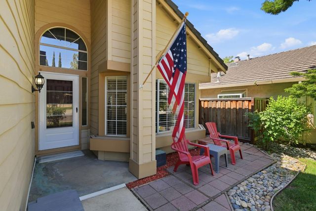 102 Henry Ct, Tracy, CA 95376