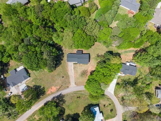 217 Quail Trail, Cornelia, GA 30531