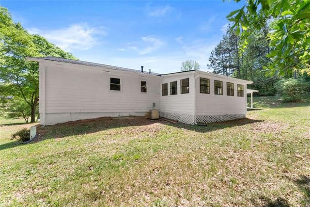 217 Quail Trail, Cornelia, GA 30531