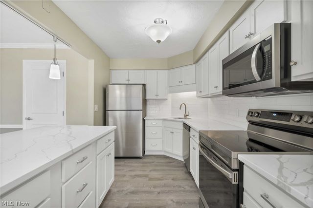 12550 Lake Avenue 1410, Lakewood, OH 44107