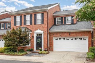 9061 Bonnie Briar Circle, Charlotte, NC 28277