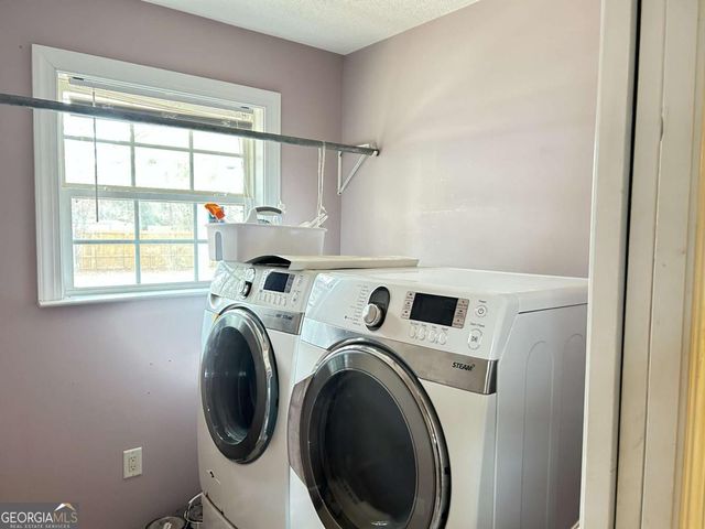 1564 Joy Bluff Road, Reidsville, GA 30453