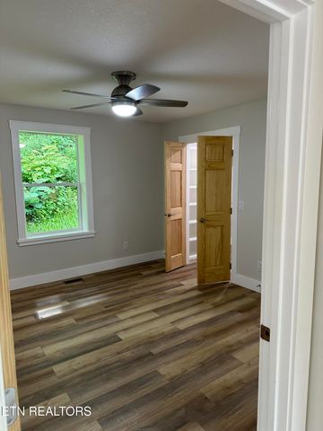 573 Briceville Hwy, Rocky Top, TN 37769